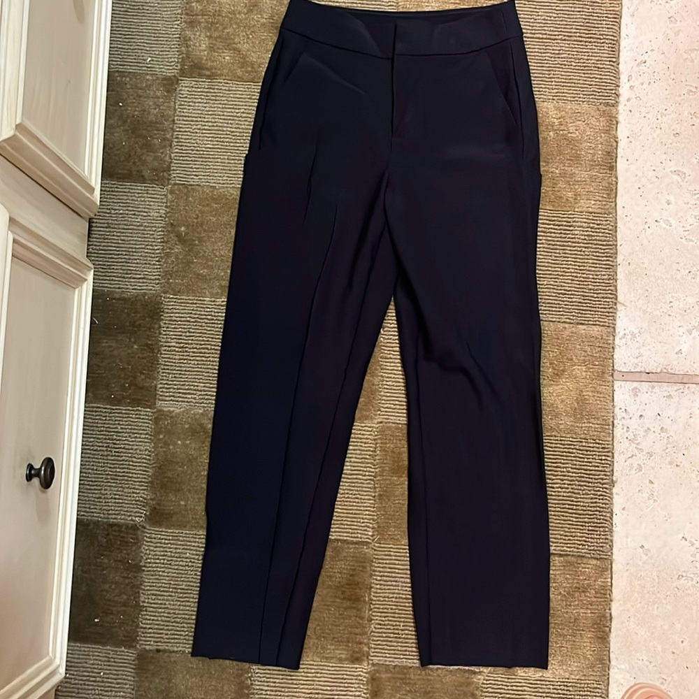 Black Athleta Stellar Straight Leg Crop pant